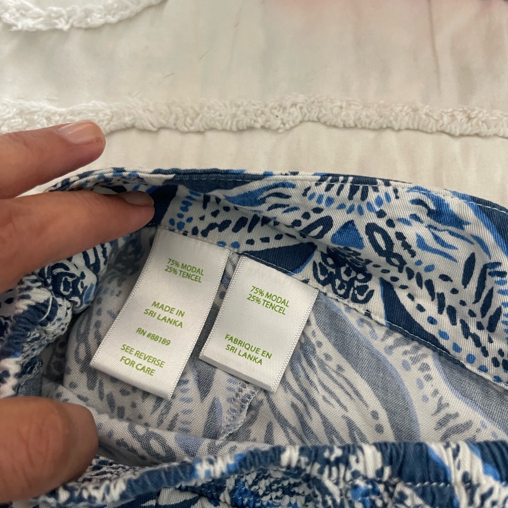 Lilly Pulitzer Ruffle Shorts - Picture 4 of 6